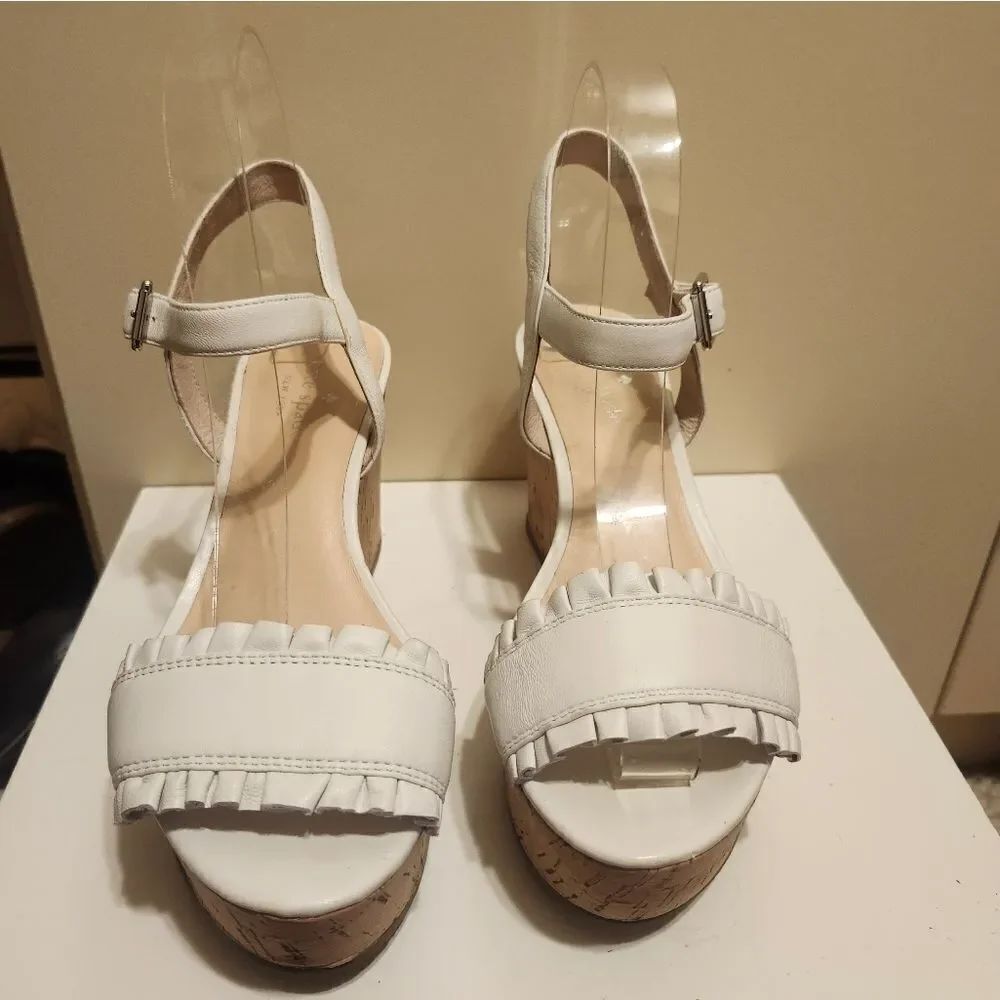 Kate Spade "Tomas" White Leather Ruffle Trim Cork Platform Sandals Sz.7.5 $235 - Picture 2 of 7